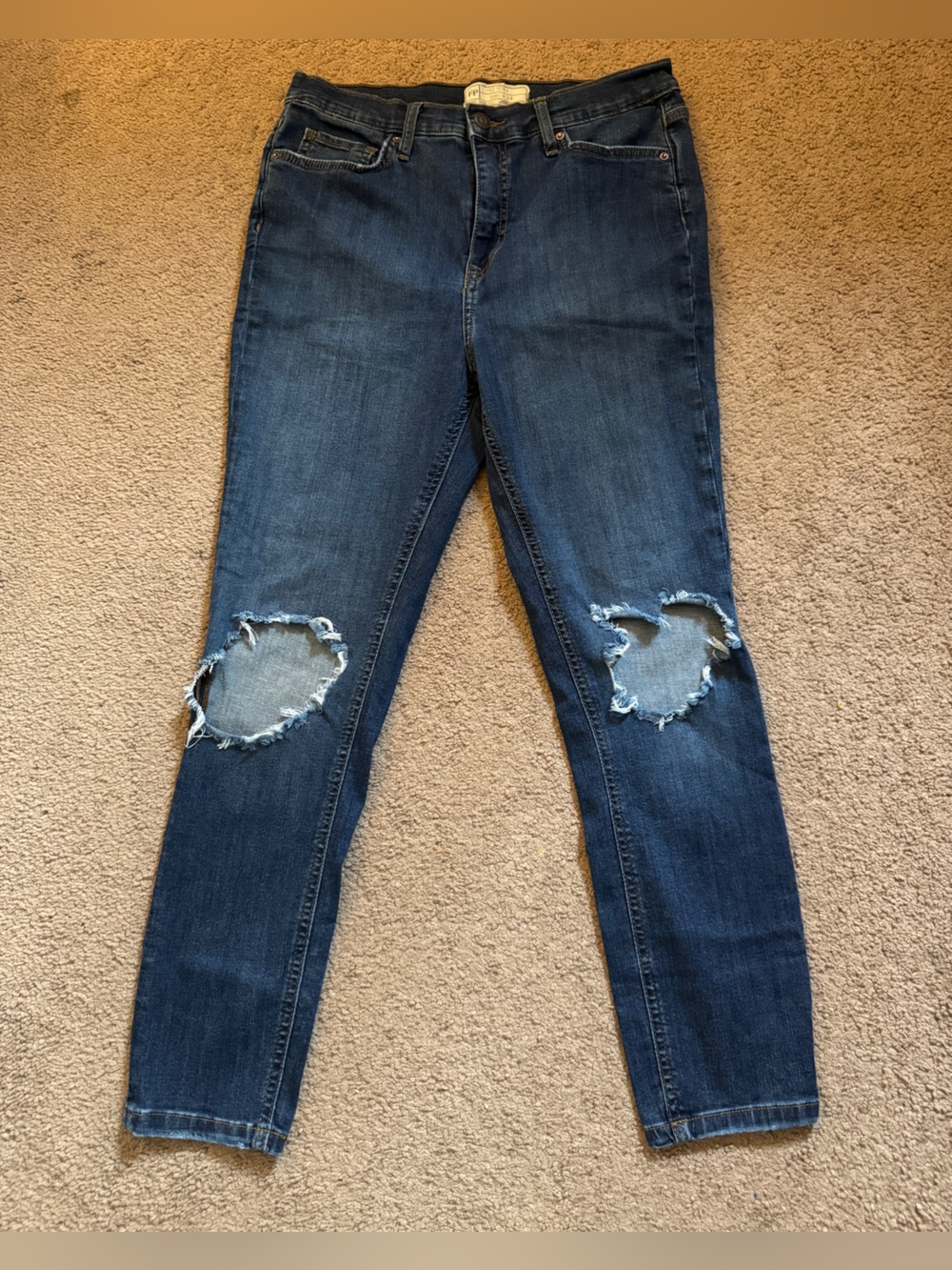 Free People Dark Blue Distressed Skinny Jeans 31R